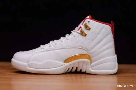 UNIVERSITY JORDAN 12 WHITE FIBA AIR RED 0819